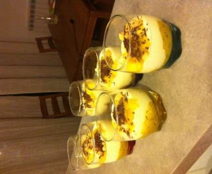 Tiramisu exotique (mangue, passion, vanille)