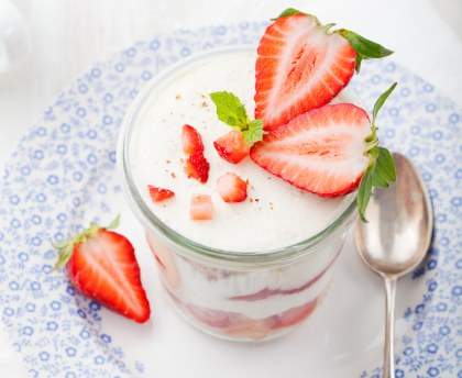 Tiramisu glacé à la fraise