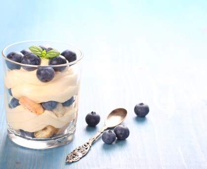 Tiramisu léger à la myrtille