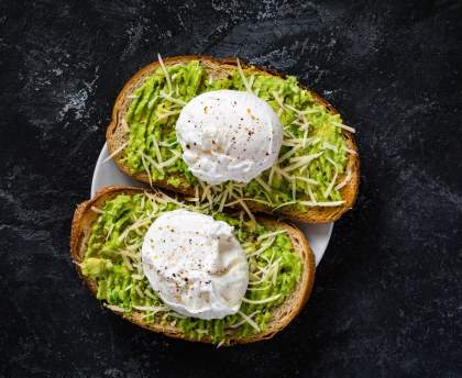 Toasts à la purée d'avocats