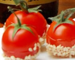 Tomate cerise en pomme d'amour