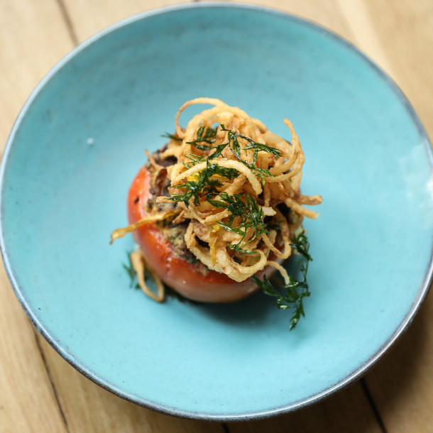 Tomate farcie de restes