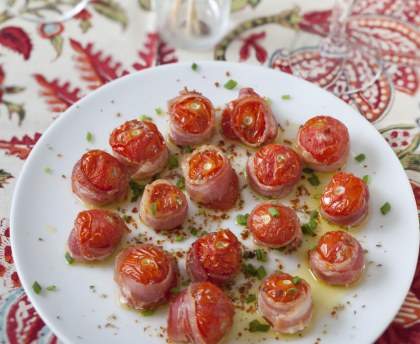 Tomates cerises au lard fumé pour apéritif