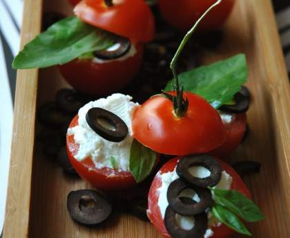 Tomates cocktail farcies