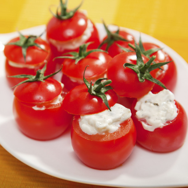 Tomates farcies au chèvre simplissimes minutes