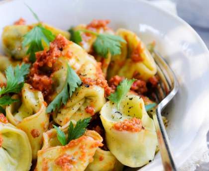 Tortellini ricotta-épinards sauce tomates fraîches