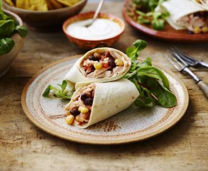 Tortillas sans gluten au poulet, maïs et haricots rouges