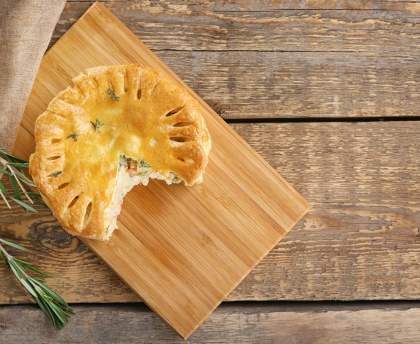 Tourte aux courgettes et au roquefort