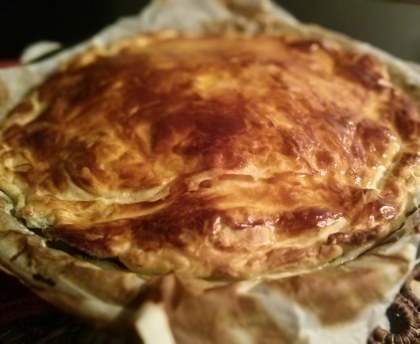 Tourte épinards ricotta aux herbes et lardons