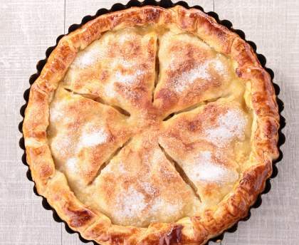Tourte pommes raisins à la cannelle
