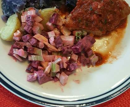 Tranches de porc sauce au vin et à la tomate