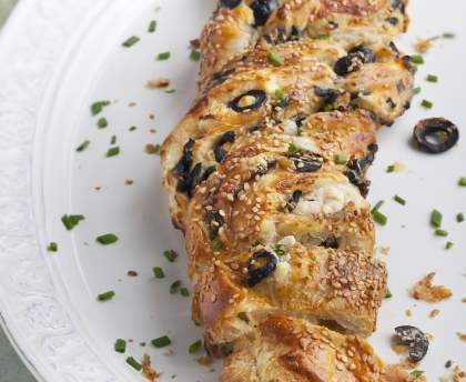 Tresse feuilletée chèvre olive