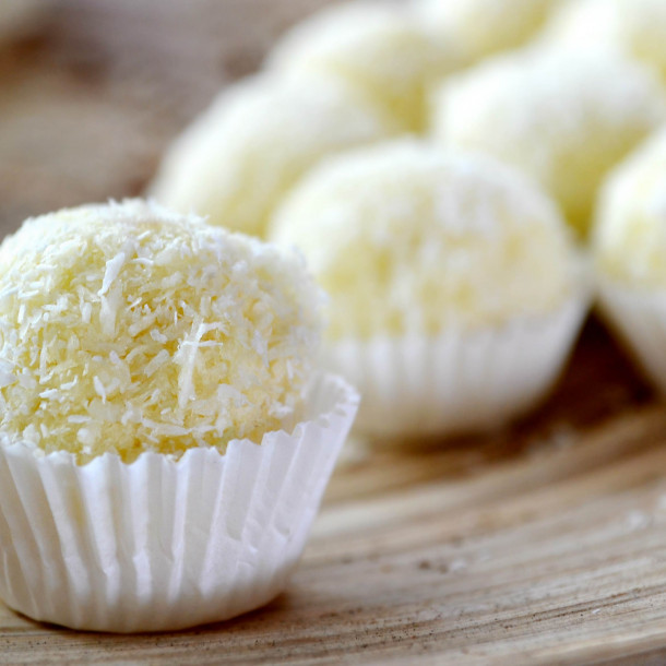 Truffes au chocolat blanc et noix de coco