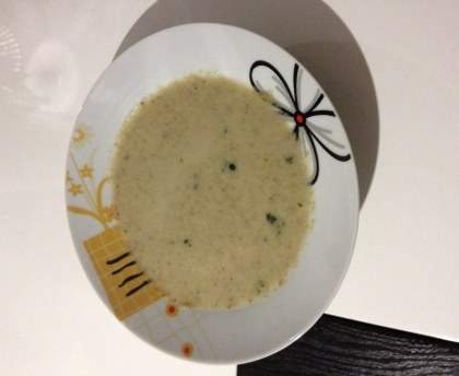 Velouté de champignons express (champignons en boite)