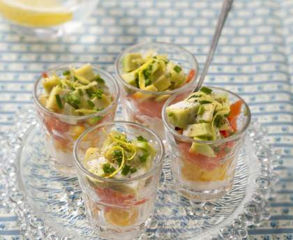 Verres avocat, saumon, mangue
