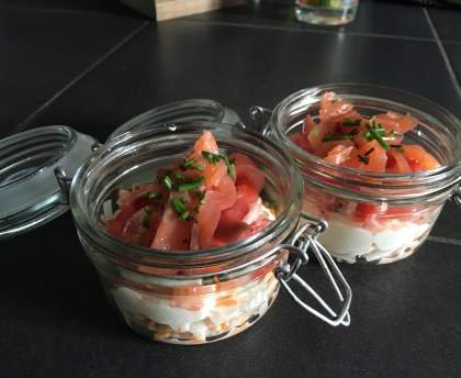 Verrine au fromage frais et au saumon