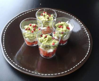 Verrine avocat-saumon crème et zeste de citron