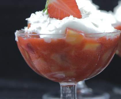 Verrine fraises nectarines chantilly chocolat blanc
