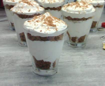 Verrines chantilly speculoos au caramel