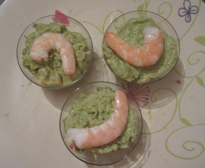 Verrines d'avocats et crevettes