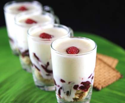 Verrines de fromage blanc et cerises