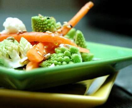Vinaigrette de mini-légumes aux graines