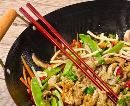 Wok de poulet aux germes de soja